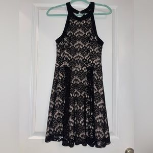 BLACK AND CREAM LACE DRESS